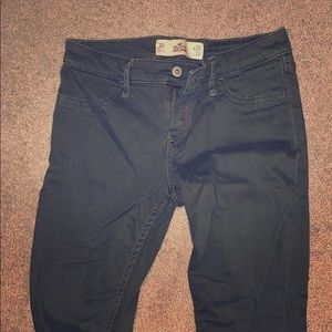 Army green Hollister skinny jeans